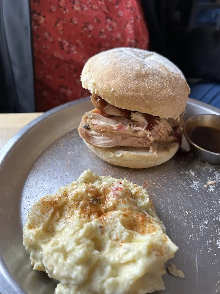 Pulled Chicken w Potato Salad
